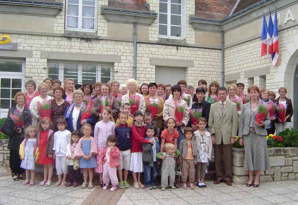 Fête des mères 2009 - crédit photo commune de Maillé